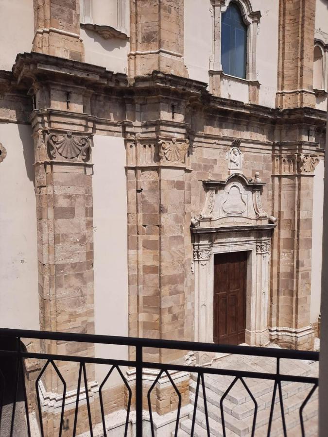 Dimora Donna Dora - Albergo Diffuso San Martino in Pensilis Exterior photo